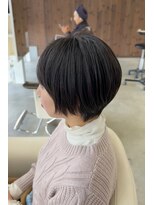 ヘアーアンドエステティック ヴェリス(hair&esthetic Velis) 【Velis】レザーカットのまとまりコンパクトショートボブ