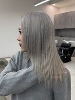 ノートエートル 西金沢(Nought etre)&nbsp;ホワイトシルバーカラー10代20代ハイトーンカラー