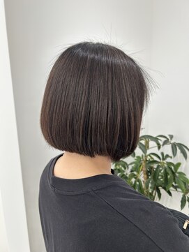 グラムヘアー(GLAM HAIR) 前下がりボブ×酸性ストレート
