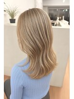 モアナ バイ ヘッドライト 新越谷店(Moana by HEADLIGHT) Moana【新越谷】#ハイライト#ミルクティーベージュ#ブリーチ