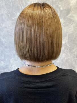 ザ ラブズ ラフズ ヘアー 本店(the loves laughs hair) ミルクティーベージュ/透明感カラー/ボブ