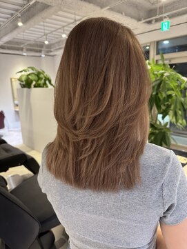 マルフェ 天王寺(marfe) ミディアムレイヤーグレージュ透明感カラー　ケアブリーチ