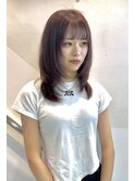 カシスブラウン　ハッシュカット　ハイレイヤー　ミディアムヘア