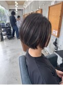 ショートボブ
