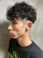 ディスイズバーバーサード(THIS IS BARBER 3rd) ツイストスパイラルパーマ 刈り上げ ツーブロック ビジネス