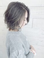 ムウ 難波(MOU)&nbsp;ハッシュカットフルバング似合わせカットレッドブラウン20代30代