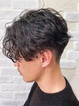 ラルマミット(lalma mit) 【センターパート】オトナオトコマエパーマ【韓国マッシュ】