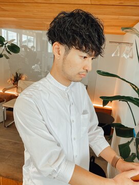 サーリー(SURLY) ゆるいパーマツイストスパイラルパーマセンターパート常田菅田