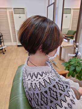 ニージ(Ni-ji) ショートヘア