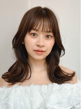 ジョエミバイアンアミ(joemi by Un ami) Unami くびれミディアム　シースルーバング　外はねパーマ