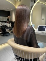 ロンドメリア 天神大名店(Lond Melia) ★斜めバングミディアムヘアグレージュカラーシルキーベージュ★