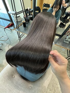 ラヴィエ(RAVIE) 【半田・髪質改善】縮毛矯正/トリートメント/マンツーマン