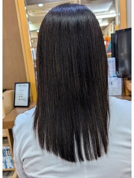 プレッソヘアー Presso hair ストレートなロングヘア
