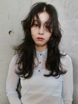 クリーム(CREAM) ドライ質感が可愛い☆レイヤーパーマロングヘア