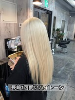 コワファースト長崎シャンプーボーイ 2nd(COIFF1RST 長崎 SHAMPOO BOY) 長崎ハイトーン ホワイトブロンド ブリーチ2回