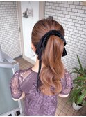 ポニーテール 巻き髪 ベロアリボン 参列ヘア パーティヘア