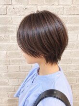 ダリ 本店(DAHLI) 丸みくびれショート