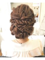 アンフィフォープルコ(AnFye for prco)&nbsp;【AnFyeforprco】　フェミニンアップ♪フィッシュボーン編み込み