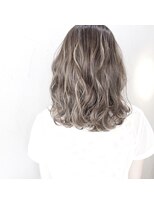 デコヘアーフラッペ(DECO HAIR frappe) 白っぽいハイライトとグレージュ!