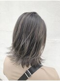 バレイヤージュ×伸ばしかけミディアム
