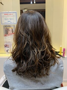 クオリス 上板橋店(QUALIS) 大人女子ゆるふわSカールウェーブパーマ/外ハネ/ダークブラウン