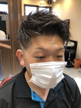 バーバー アカダマ メンズショート