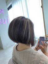 スイ(sui)&nbsp;前下がりボブ　ハイライト