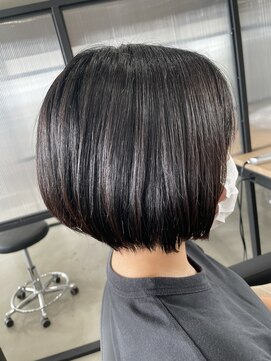 フープヘアー(HOOP.HAIR) おさまり抜群ショートボブ