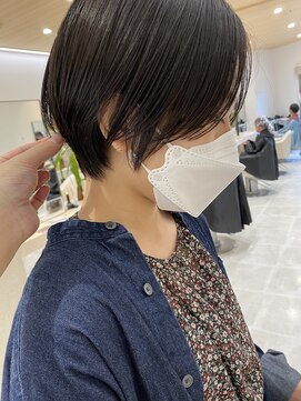 シュールトルワ(SUR TROIS) ハンサムショート