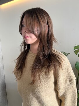 ナループロアボタン(Nalu pu loa BOTAN) ハイレイヤーカット/ロングウルフ/レイヤーカット