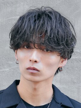 レタッチ バイ フィフス 天神大名(RETOUCH by fifth) 福岡天神ゆるめシャドウパーマメンズマッシュウルフカット緩め