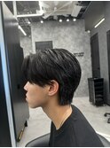 センターパート×ニュアンスパーマ