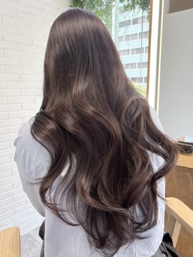 ビューシンサイバシ(VIEW SHINSAIBASHI) ロングレイヤーカット前髪イメチェンラベンダー10代20代30代