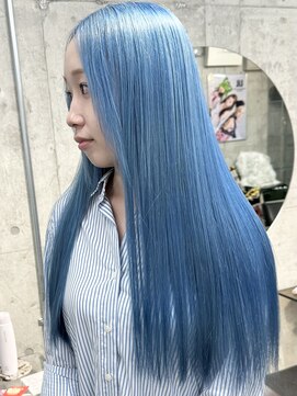 リル ラウム 原宿(LiL Raum) 水色カラー/原宿ブリーチ/ダブルカラー/レイヤーカット