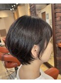 上品な丸みシルエットの黒髪マッシュショート【209スタイル】