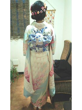 ブランマティ(Bulan Mati) アシンメトリーなギブソンタッグ風