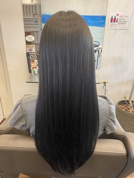 オルガ ヘアアンドメイク(Oluga hair&make) スモークアッシュロング