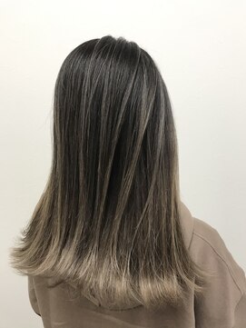 アッベリーレ(A'bbellire) エアタッチ