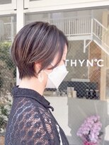 シンク(THYN°C)&nbsp;くびれ×ハイライトショート