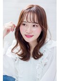 韓国風フェミニンくびれヘア