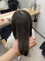 エクラートリアーラ 藤沢店(ECLART Reala) オリーブグレージュ