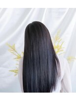 ココ 鷹匠(COCO) 美髪ロングヘア 暗髪カラー