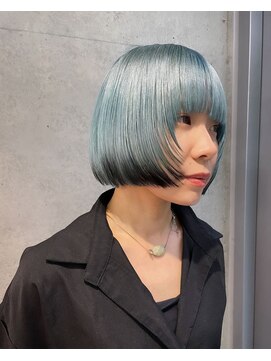 キャロルガーデンズ ボコカ 表参道(Carroll Gardens bococa) 【azu】ブリーチ/デザイン/エンドカラー/ボブ