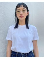ドーター(daughter) 黒髪オン眉ミディアム