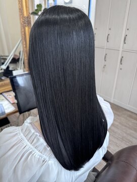 ラボヌールヘアーノーブル 新越谷店(La Bonheur hair noble) 極上髪質改善/美髪ストレート/ブルーブラック