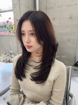 ヒン(HIN)&nbsp;お手入れが楽なハイレイヤースタイル