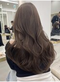 透明感バツグンおしゃれグレージュカラー! いつき