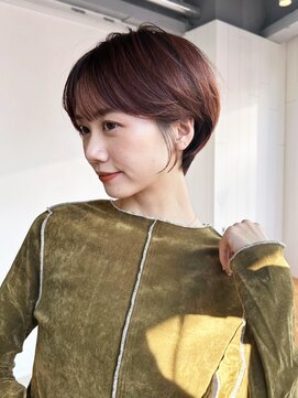 アイティーバイアルバム 藤沢店(IT by ALBUM) ショートオリーブベージュおくれ毛前髪カット_ba510333