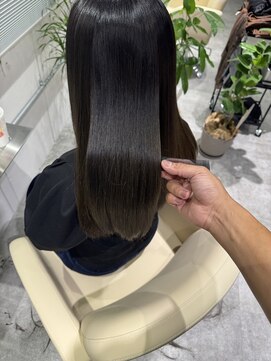 レヴリー(reverie) 艶髪ダークブラウン×髪質改善トリートメント