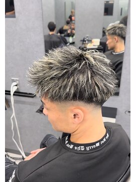 MEN’S HAIR/ホワイトメッシュモヒカン